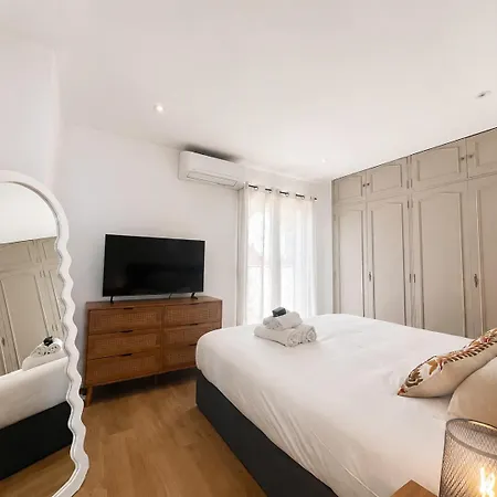 2br Sea View 1 Min From Monaco בוסוליי